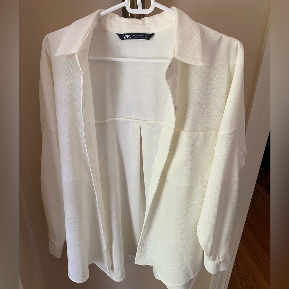 White corduroy shirt from Zara - size medium